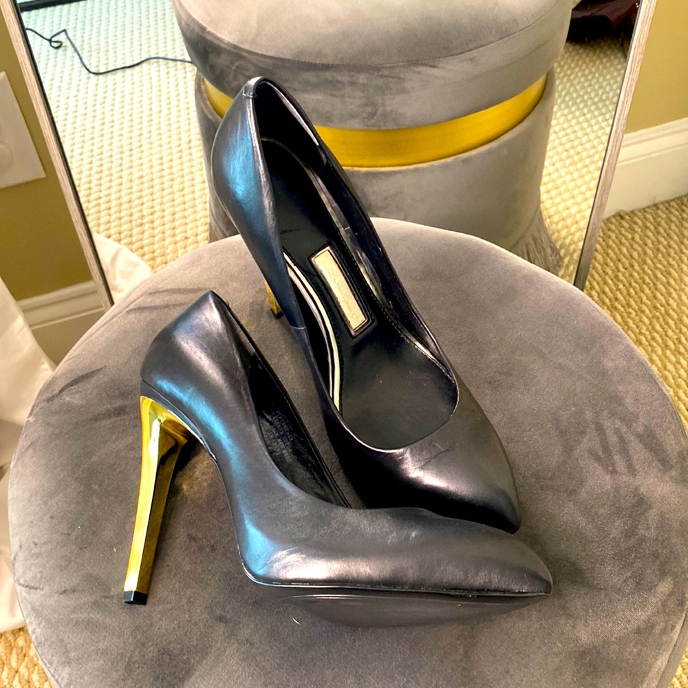 Boutique 9 - Black Leather Pump with gold heel accent. 9.5 but fits like 8.5
